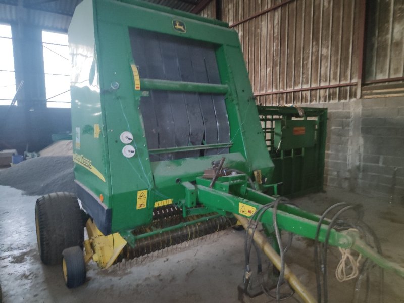 Rundballenpresse typu John Deere 592 HI FLOW, Gebrauchtmaschine w Eton (Zdjęcie 1)