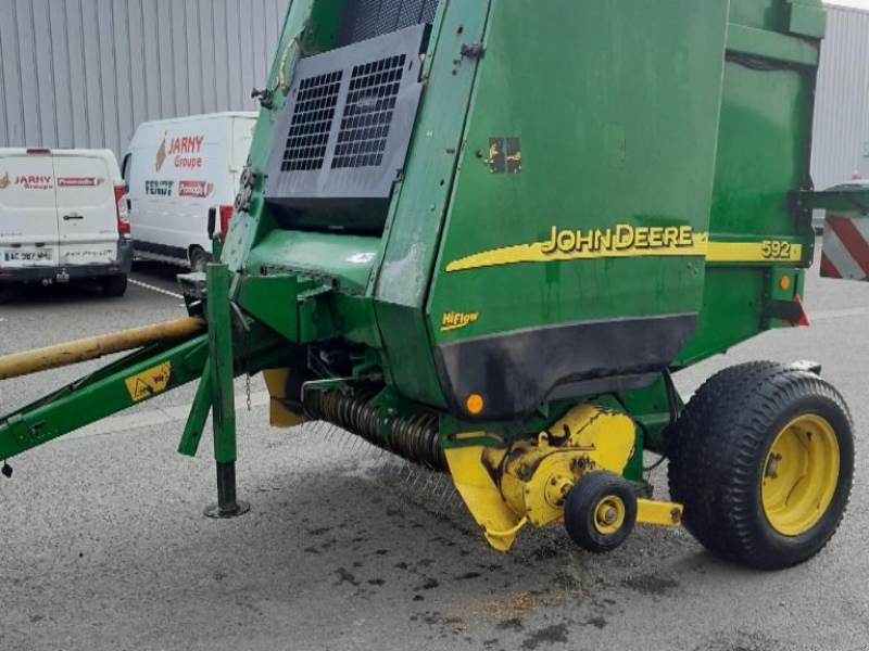 Rundballenpresse del tipo John Deere 592 HIFLOW, Gebrauchtmaschine en BAZOGES EN PAREDS (Imagen 1)