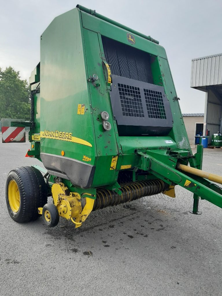 Rundballenpresse za tip John Deere 592 HIFLOW, Gebrauchtmaschine u BAZOGES EN PAREDS (Slika 3)