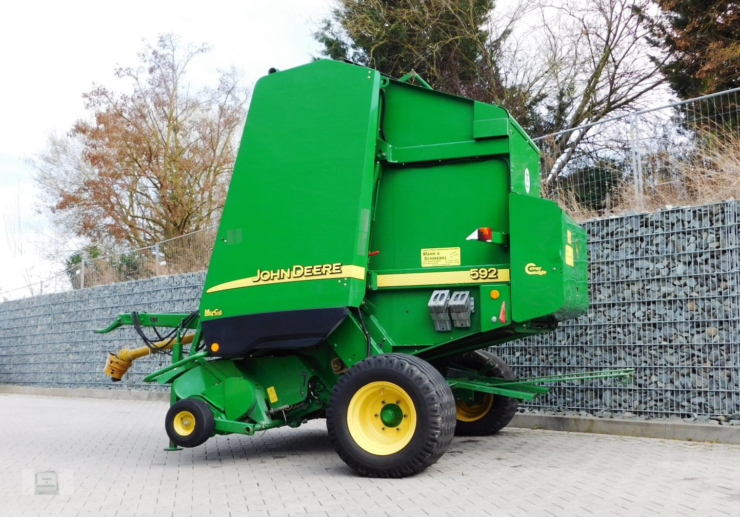 Rundballenpresse van het type John Deere 592 MaxiCut Premium, Gebrauchtmaschine in Gross-Bieberau (Foto 2)