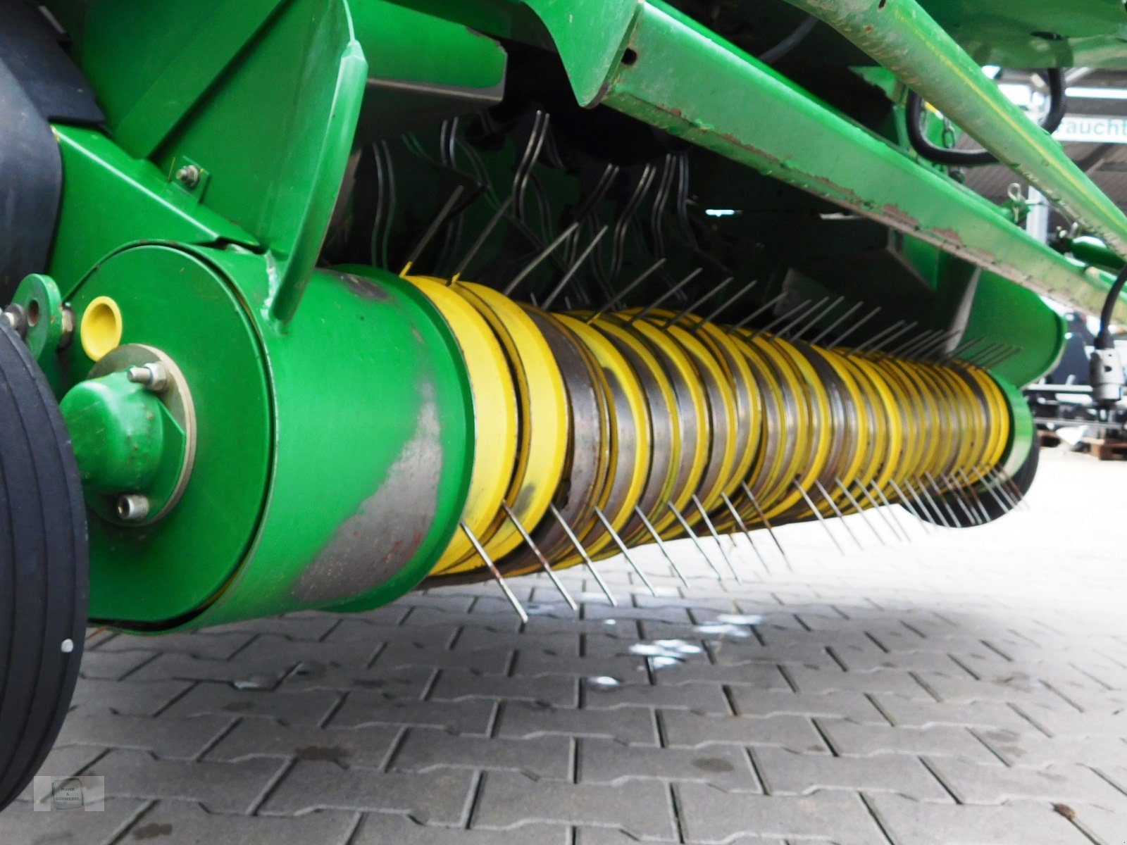 Rundballenpresse tip John Deere 592 MaxiCut Premium, Gebrauchtmaschine in Gross-Bieberau (Poză 11)