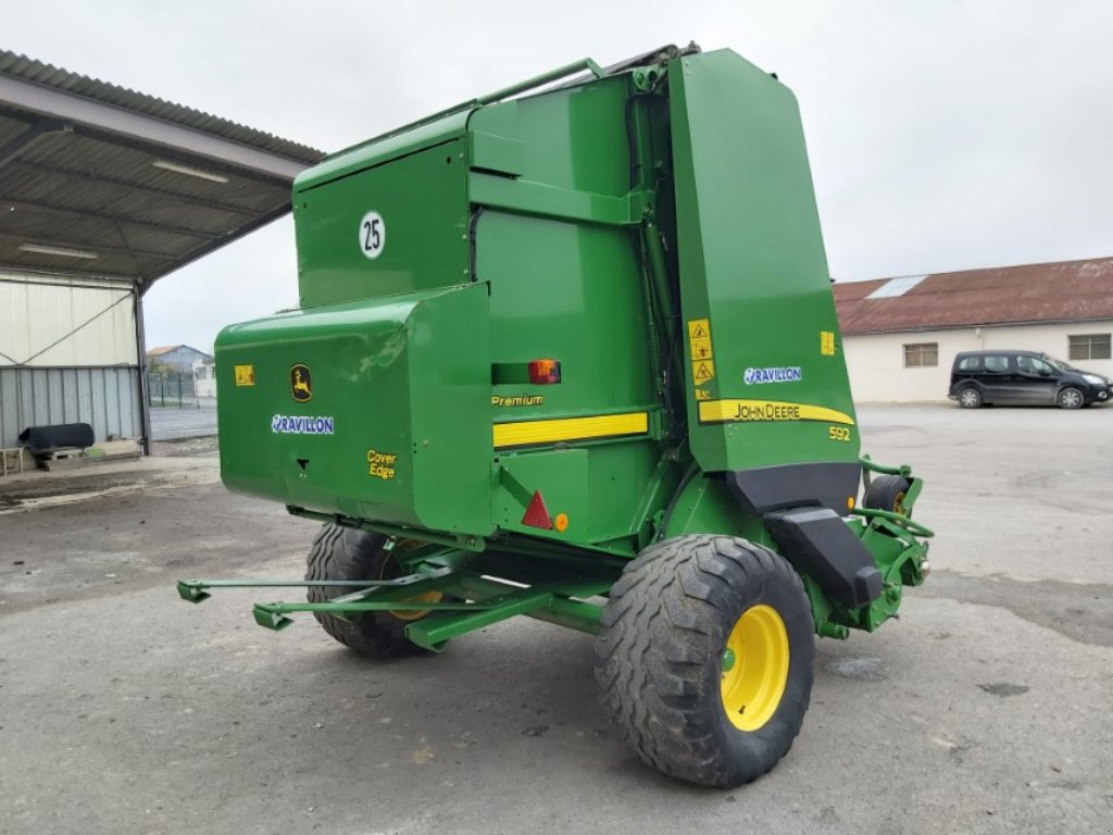 Rundballenpresse del tipo John Deere 592 premium, Gebrauchtmaschine en VERT TOULON (Imagen 5)