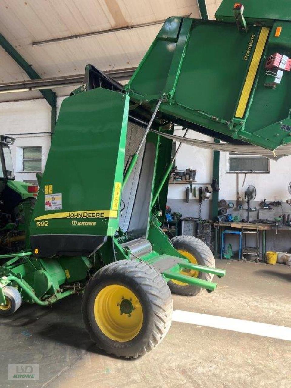 Rundballenpresse typu John Deere 592 Premium, Gebrauchtmaschine w Spelle (Zdjęcie 5)