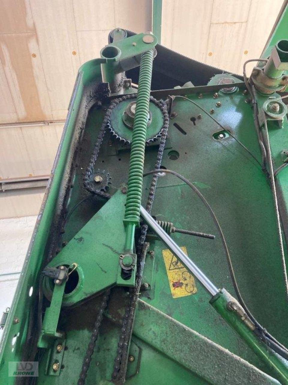 Rundballenpresse des Typs John Deere 592 Premium, Gebrauchtmaschine in Spelle (Bild 16)