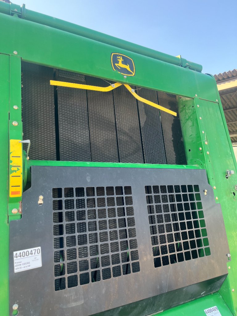 Rundballenpresse van het type John Deere 592, Gebrauchtmaschine in VERT TOULON (Foto 8)