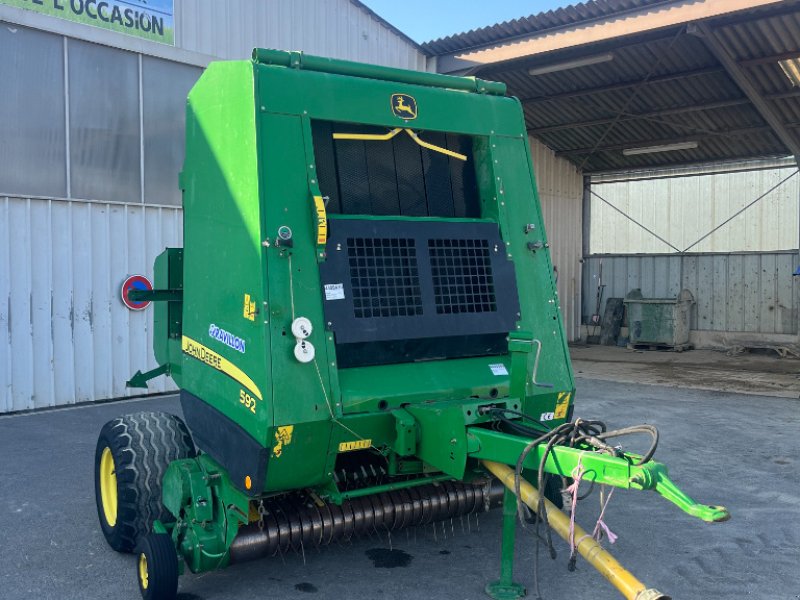 Rundballenpresse du type John Deere 592, Gebrauchtmaschine en VERT TOULON (Photo 1)