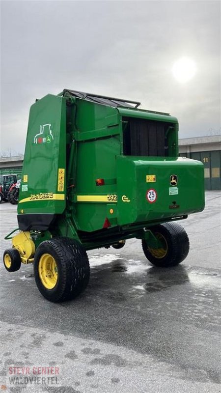 Rundballenpresse of the type John Deere 592, Gebrauchtmaschine in Vitis (Picture 7)