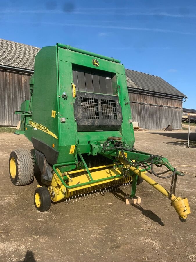 Rundballenpresse of the type John Deere 592C, Gebrauchtmaschine in Zwettl (Picture 2)