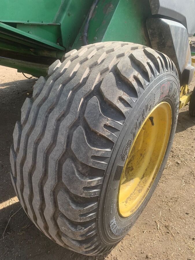 Rundballenpresse van het type John Deere 592C, Gebrauchtmaschine in Zwettl (Foto 9)