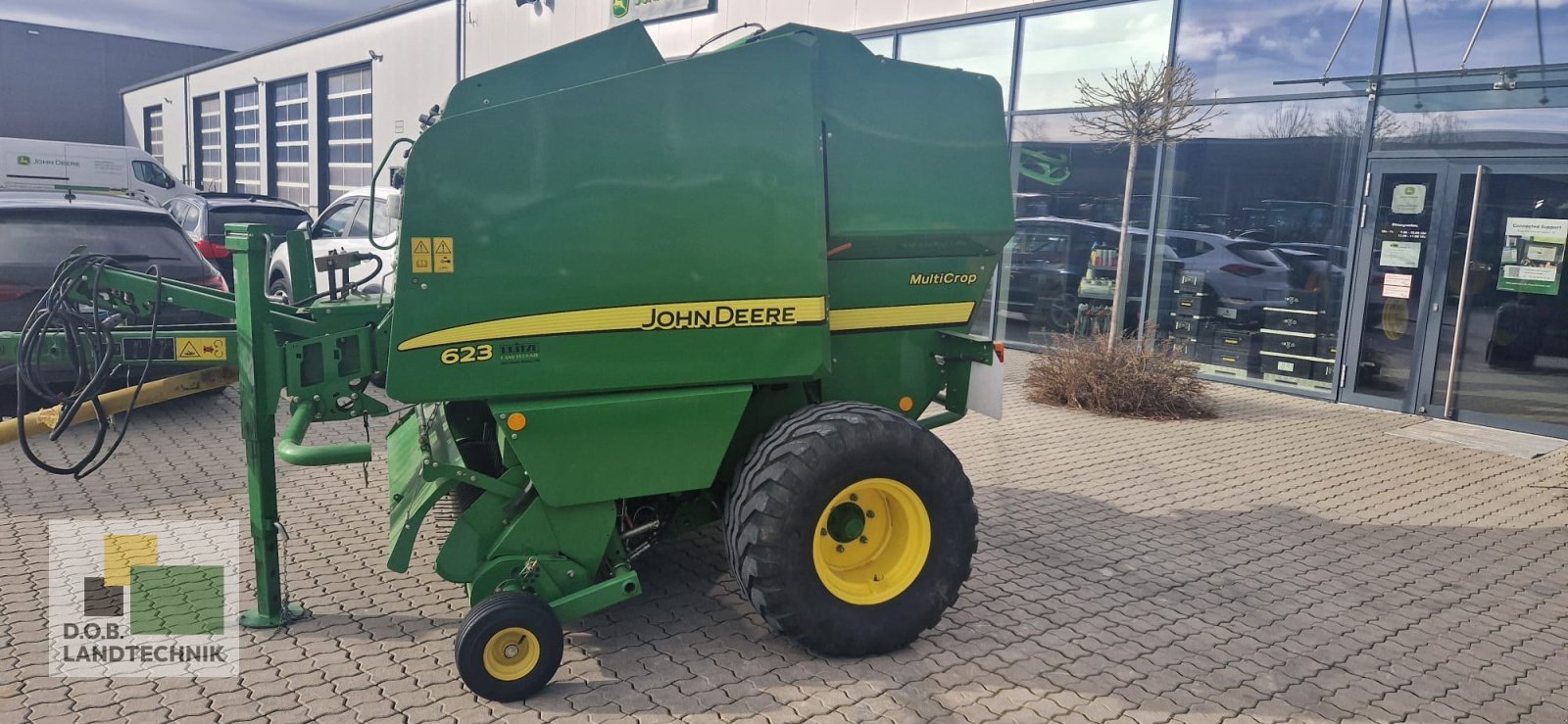 Rundballenpresse of the type John Deere 623 Multicrop, Gebrauchtmaschine in Langweid am Lech (Picture 2)