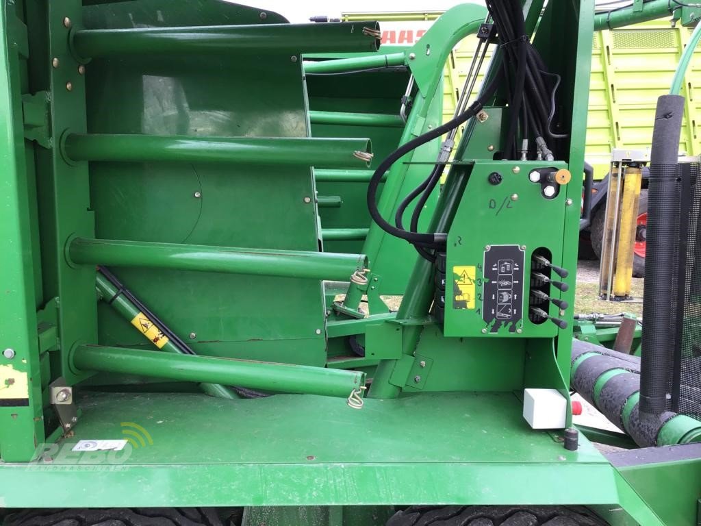 Rundballenpresse Türe ait John Deere 744 KOMBI-RUNDBALLENPRESSE, Gebrauchtmaschine içinde Aurich (resim 10)