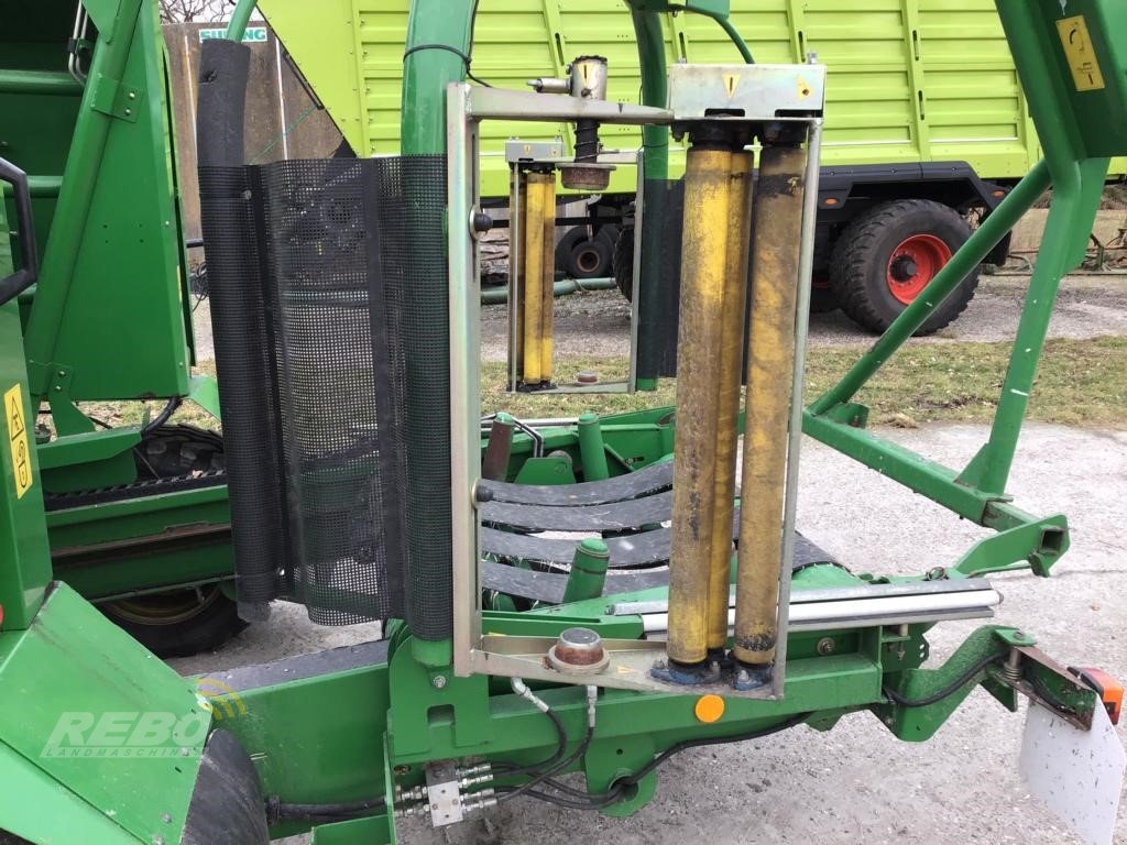 Rundballenpresse typu John Deere 744 KOMBI-RUNDBALLENPRESSE, Gebrauchtmaschine v Aurich (Obrázok 13)