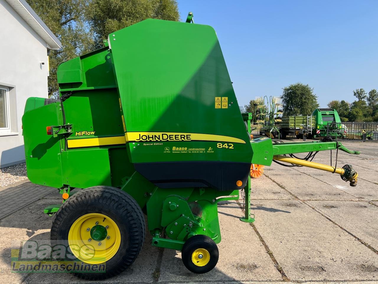 Rundballenpresse του τύπου John Deere 842 HiFlow, Gebrauchtmaschine σε Holthof (Φωτογραφία 2)