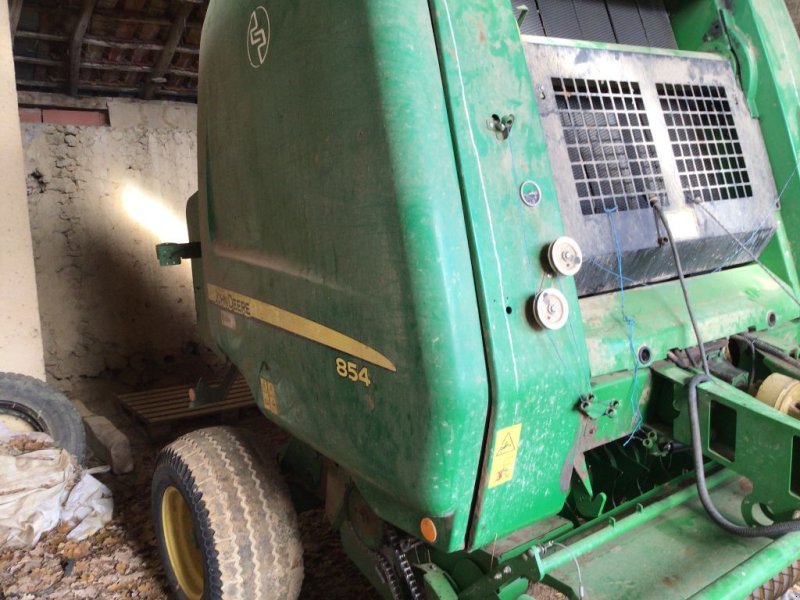 Rundballenpresse tip John Deere 854 COVER EDGE, Gebrauchtmaschine in BOULOGNE SUR GESSE (Poză 1)