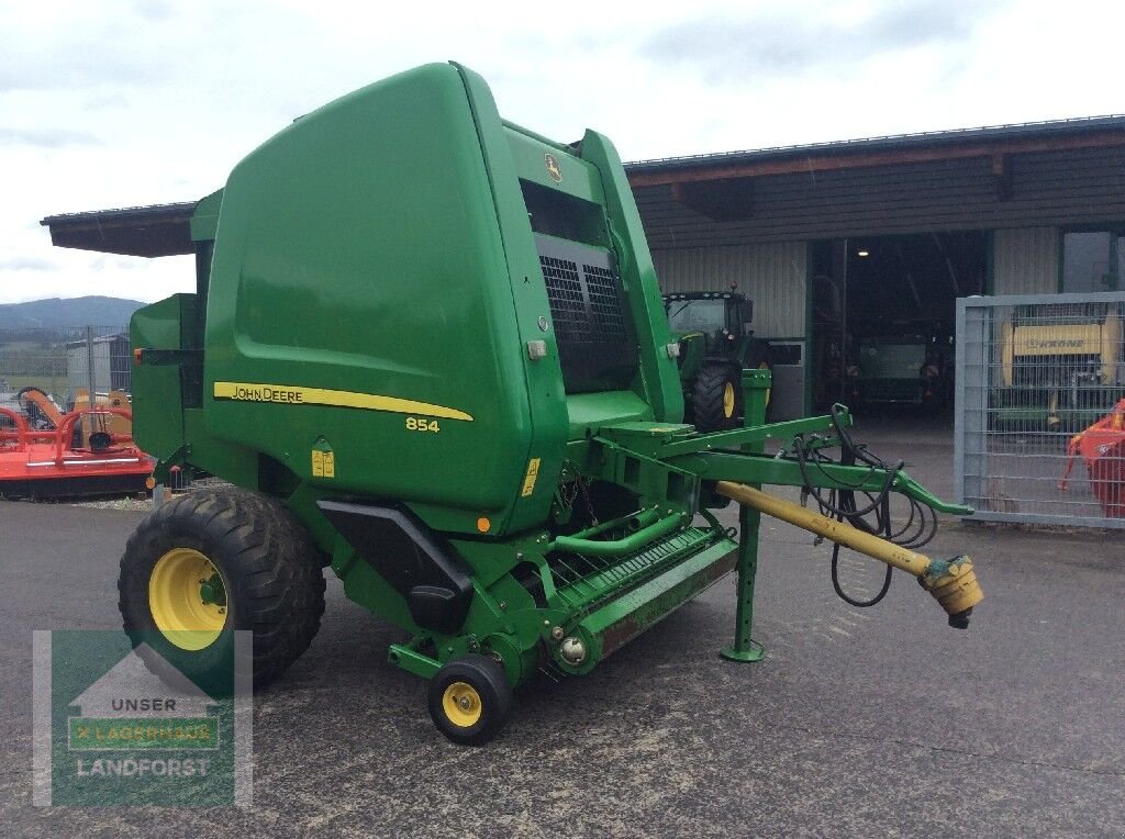 Rundballenpresse van het type John Deere 854, Gebrauchtmaschine in Kobenz bei Knittelfeld (Foto 1)