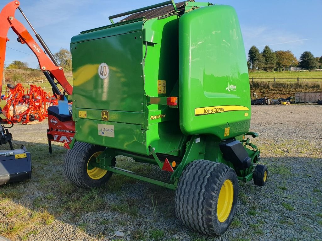 Rundballenpresse van het type John Deere 854, Gebrauchtmaschine in DOMFRONT (Foto 3)