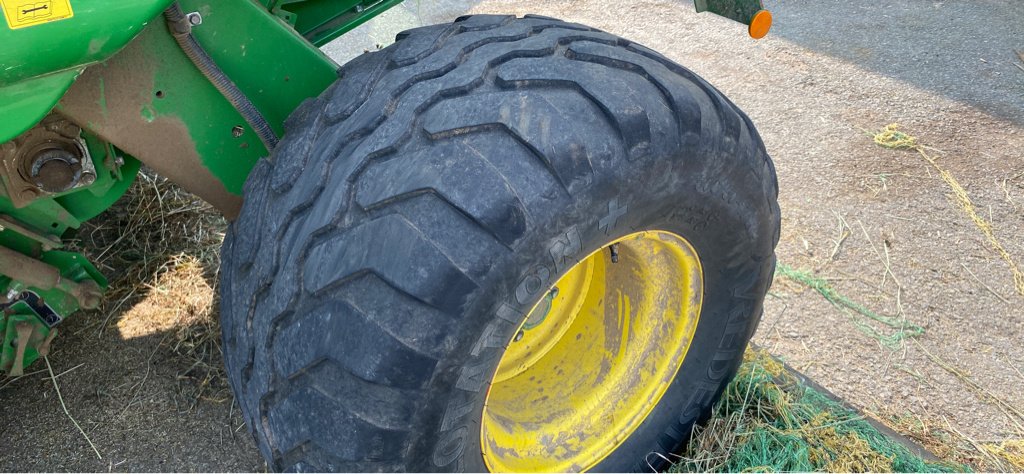 Rundballenpresse a típus John Deere 864 MAXICUT, Gebrauchtmaschine ekkor: GUERET (Kép 9)