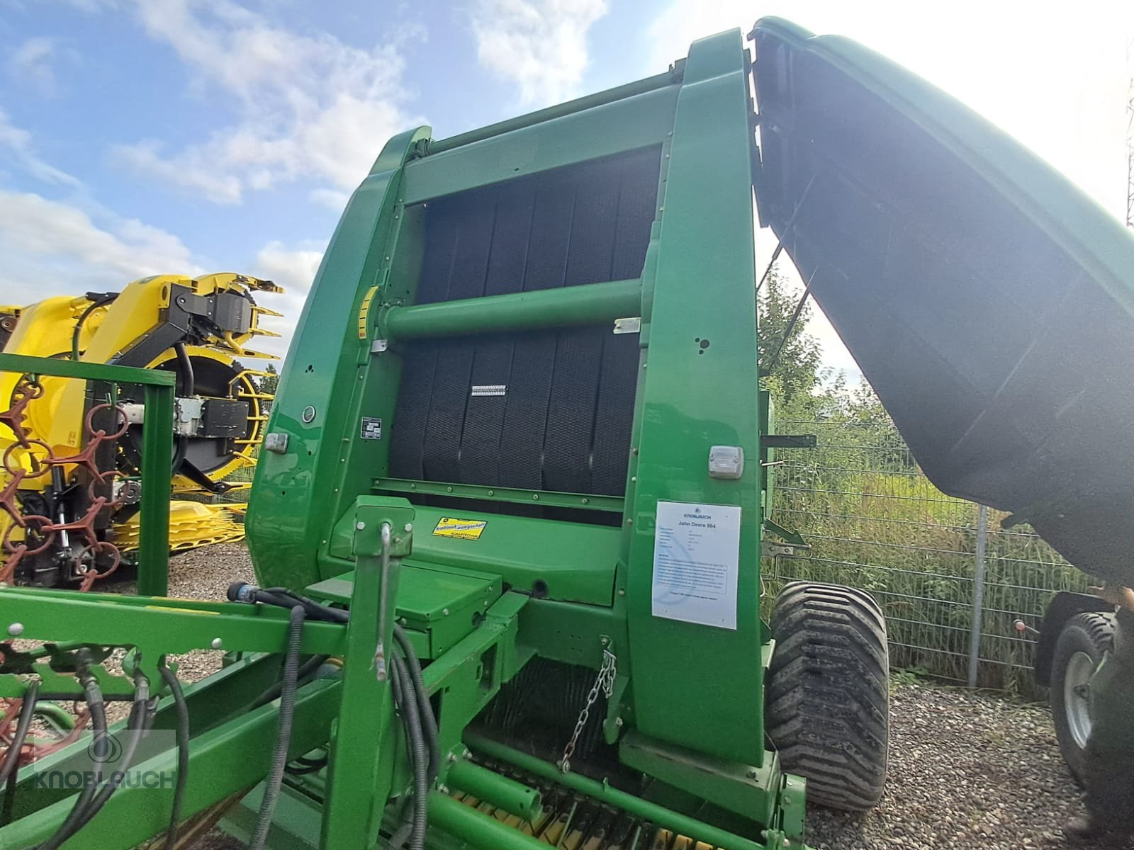 Rundballenpresse Türe ait John Deere 864 Premium, Gebrauchtmaschine içinde Stockach (resim 3)