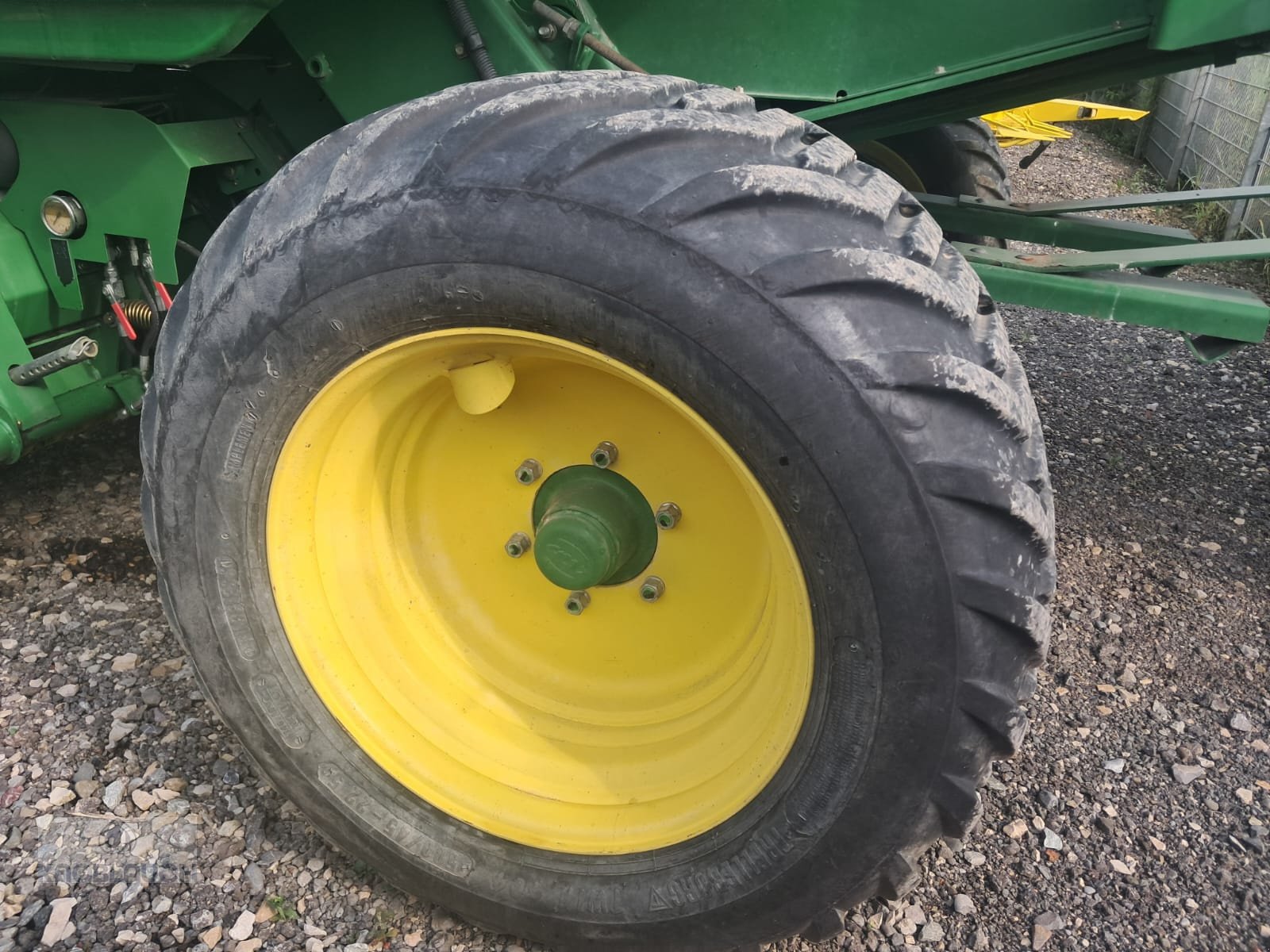 Rundballenpresse typu John Deere 864 Premium, Gebrauchtmaschine v Stockach (Obrázek 9)