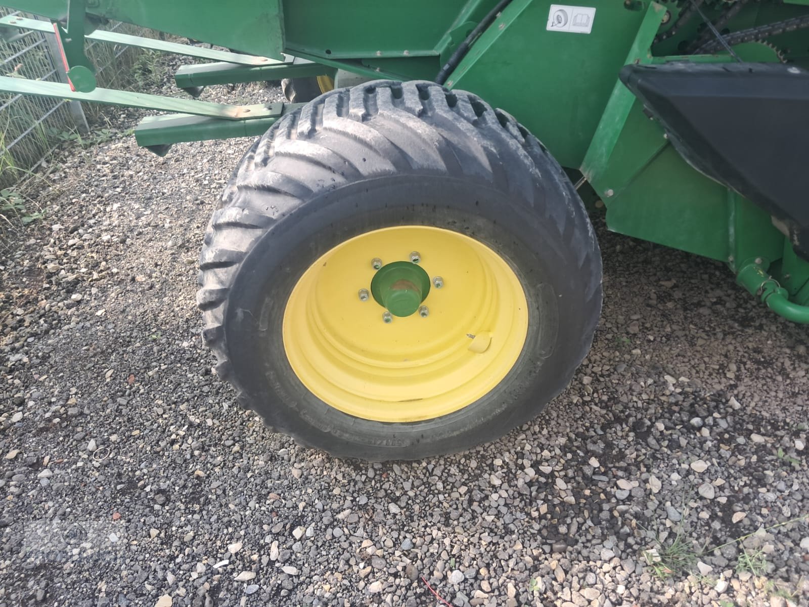 Rundballenpresse typu John Deere 864 Premium, Gebrauchtmaschine w Stockach (Zdjęcie 12)