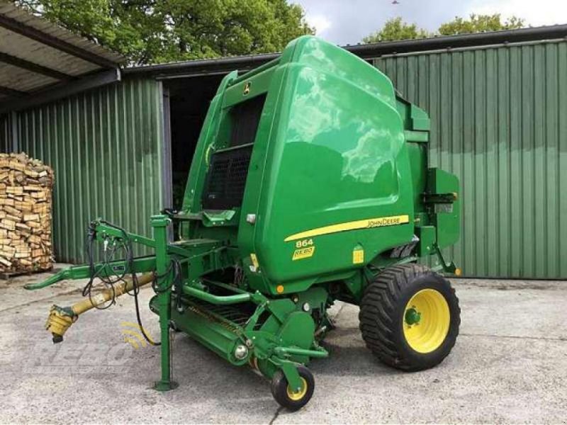 Rundballenpresse del tipo John Deere 864 RUNDBALLENPRESSE 2,2, Gebrauchtmaschine en Aurich (Imagen 1)