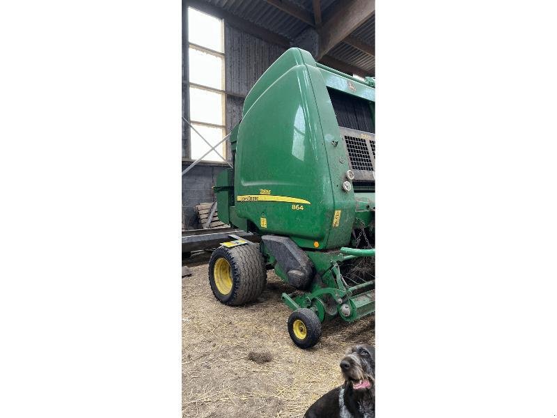 Rundballenpresse del tipo John Deere 864, Gebrauchtmaschine en Wargnies Le Grand (Imagen 1)