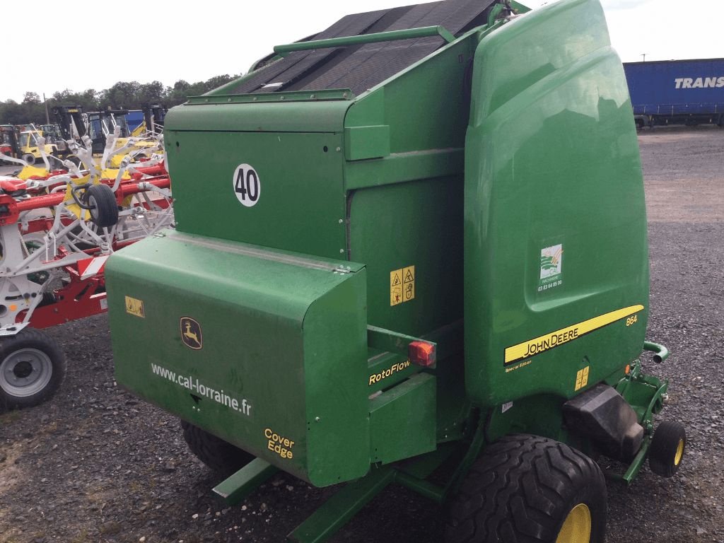 Rundballenpresse типа John Deere 864, Gebrauchtmaschine в Vogelsheim (Фотография 3)