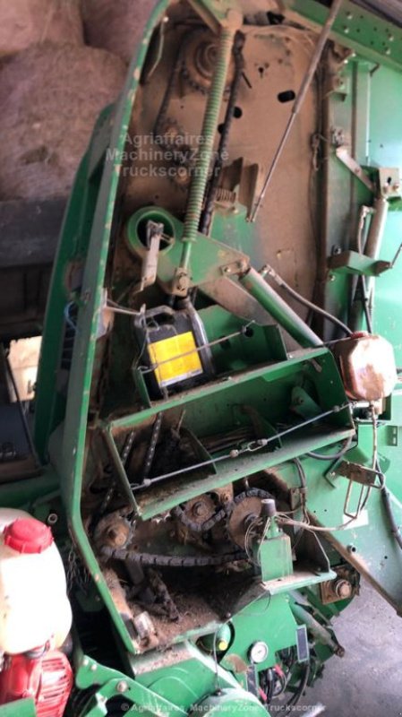 Rundballenpresse van het type John Deere 864, Gebrauchtmaschine in Vogelsheim (Foto 7)