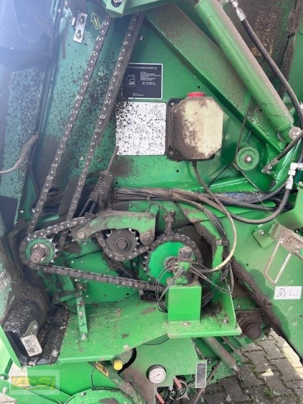 Rundballenpresse typu John Deere 864, Gebrauchtmaschine w Osterburg (Zdjęcie 11)