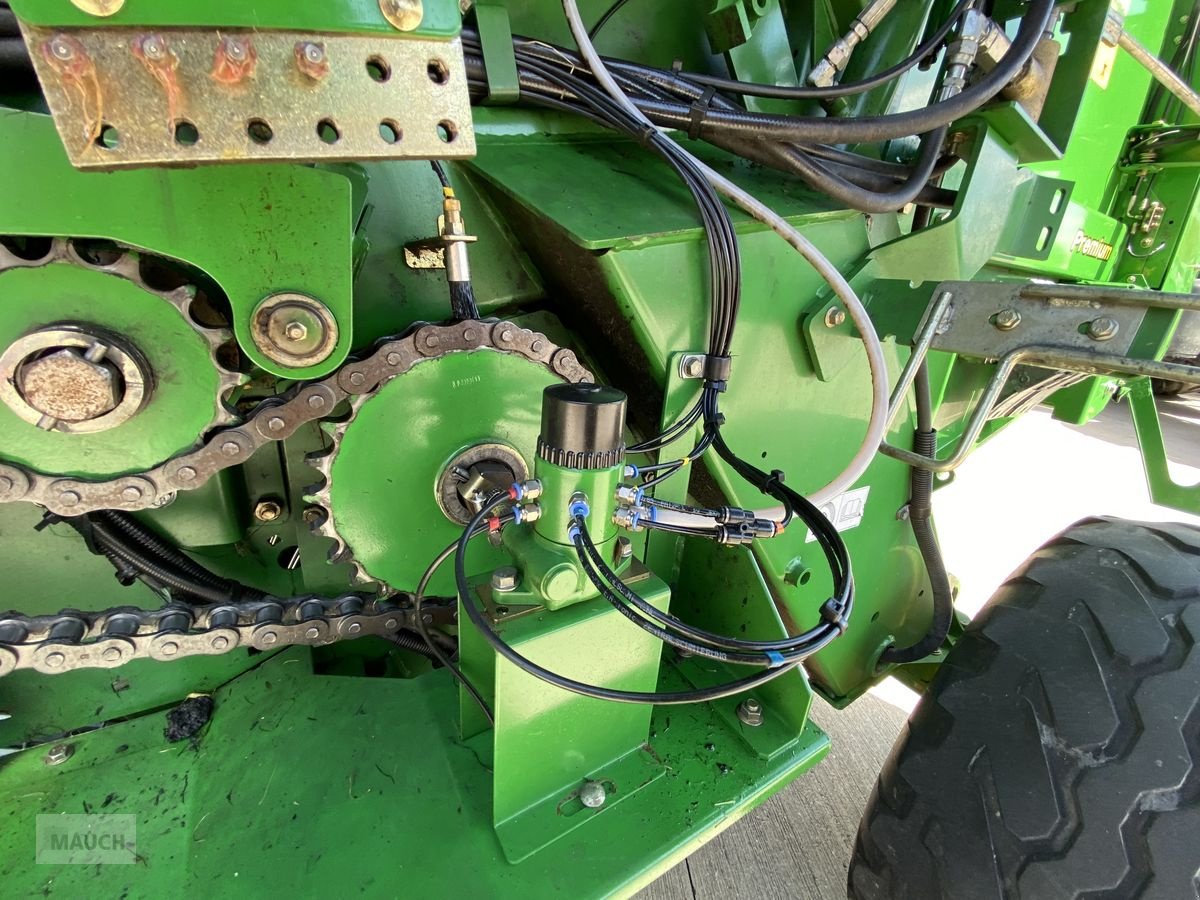 Rundballenpresse typu John Deere 864, Gebrauchtmaschine w Burgkirchen (Zdjęcie 21)