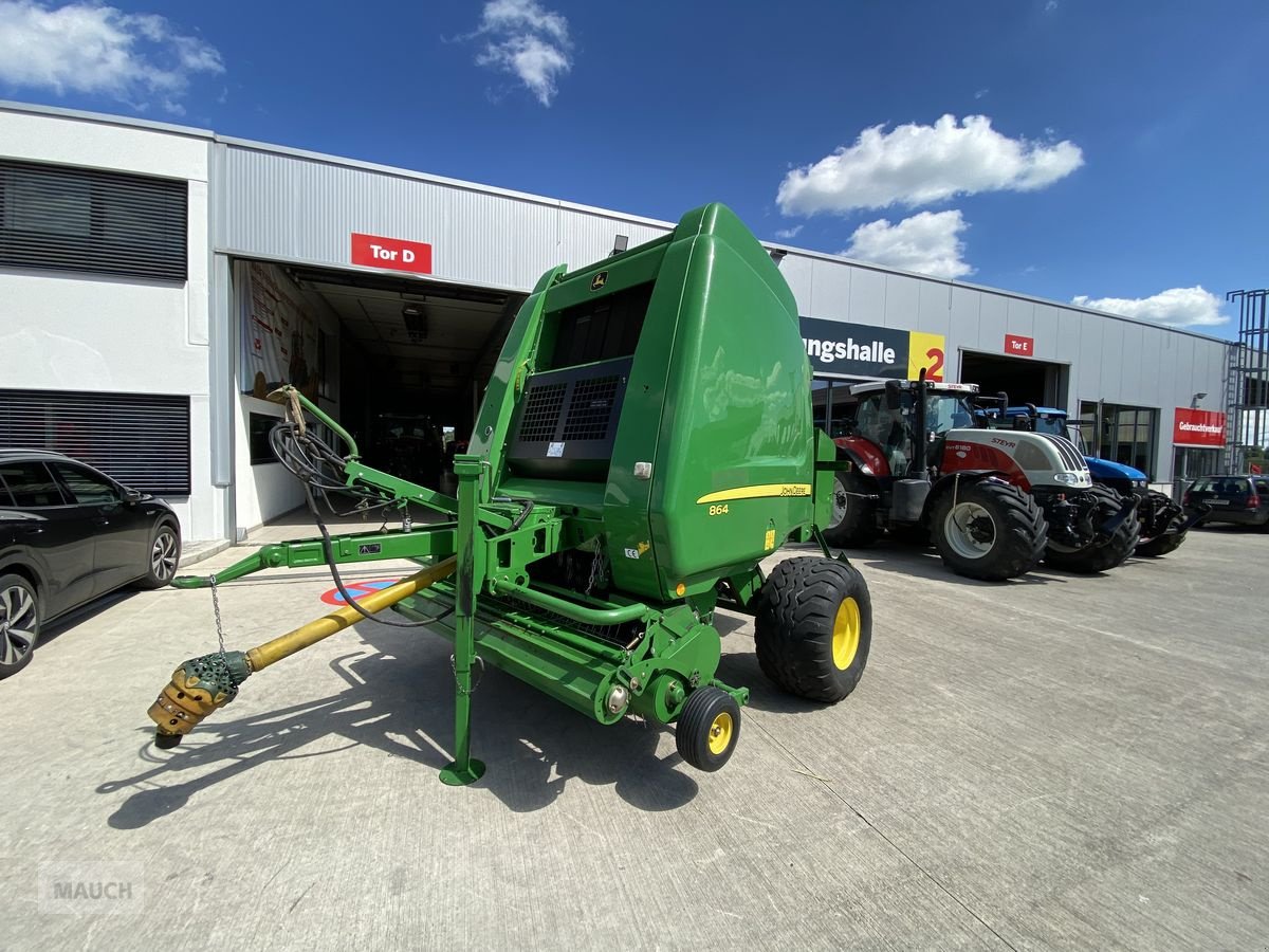 Rundballenpresse typu John Deere 864, Gebrauchtmaschine w Burgkirchen (Zdjęcie 4)