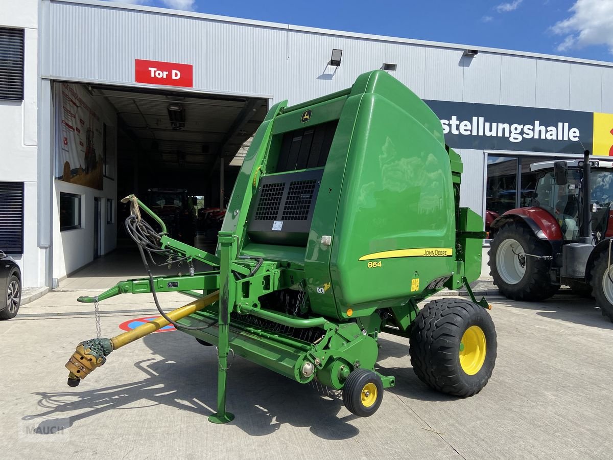 Rundballenpresse del tipo John Deere 864, Gebrauchtmaschine en Burgkirchen (Imagen 1)