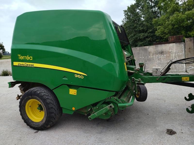 Rundballenpresse typu John Deere 960 HC, Gebrauchtmaschine w CORNY MACHEROMENIL (Zdjęcie 1)