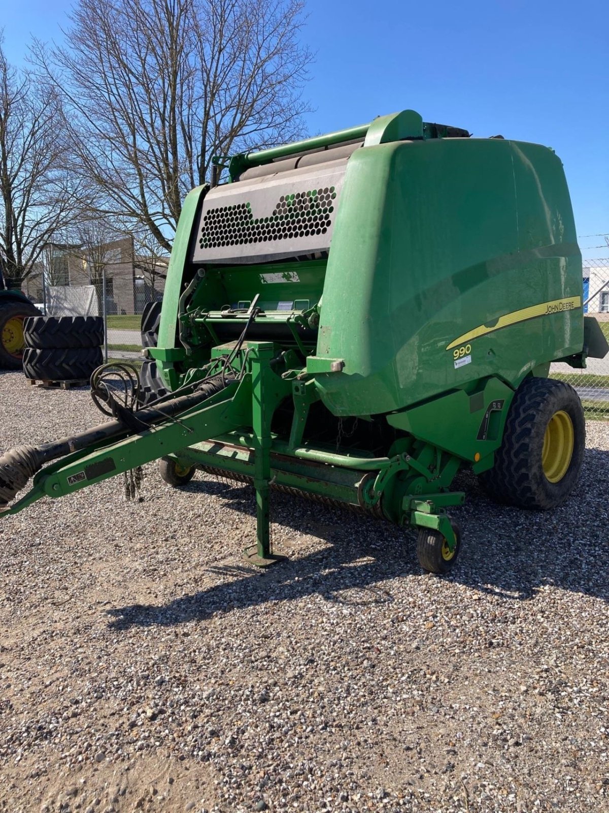 Rundballenpresse of the type John Deere 990 MAXICUT HC13, Gebrauchtmaschine in Videbæk (Picture 1)