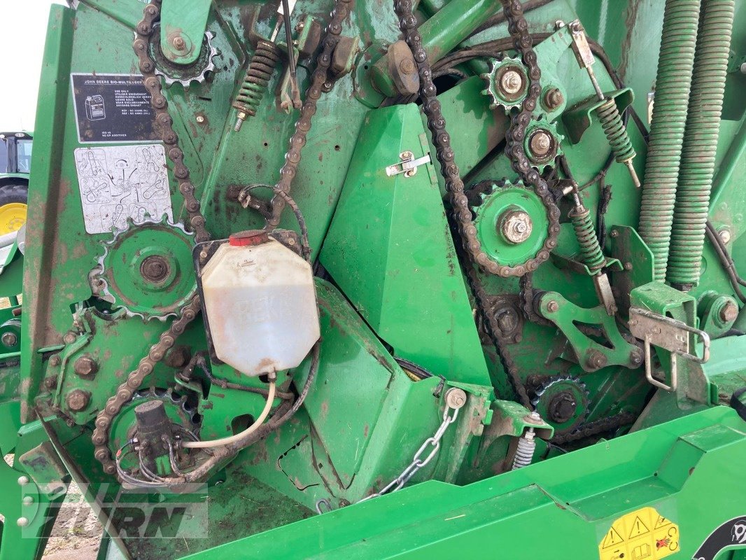 Rundballenpresse van het type John Deere 990 Premium, Gebrauchtmaschine in Holzgünz - Schwaighausen (Foto 22)