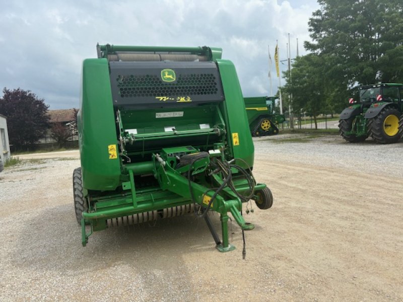 Rundballenpresse van het type John Deere 990, Gebrauchtmaschine in CHAUMESNIL (Foto 1)