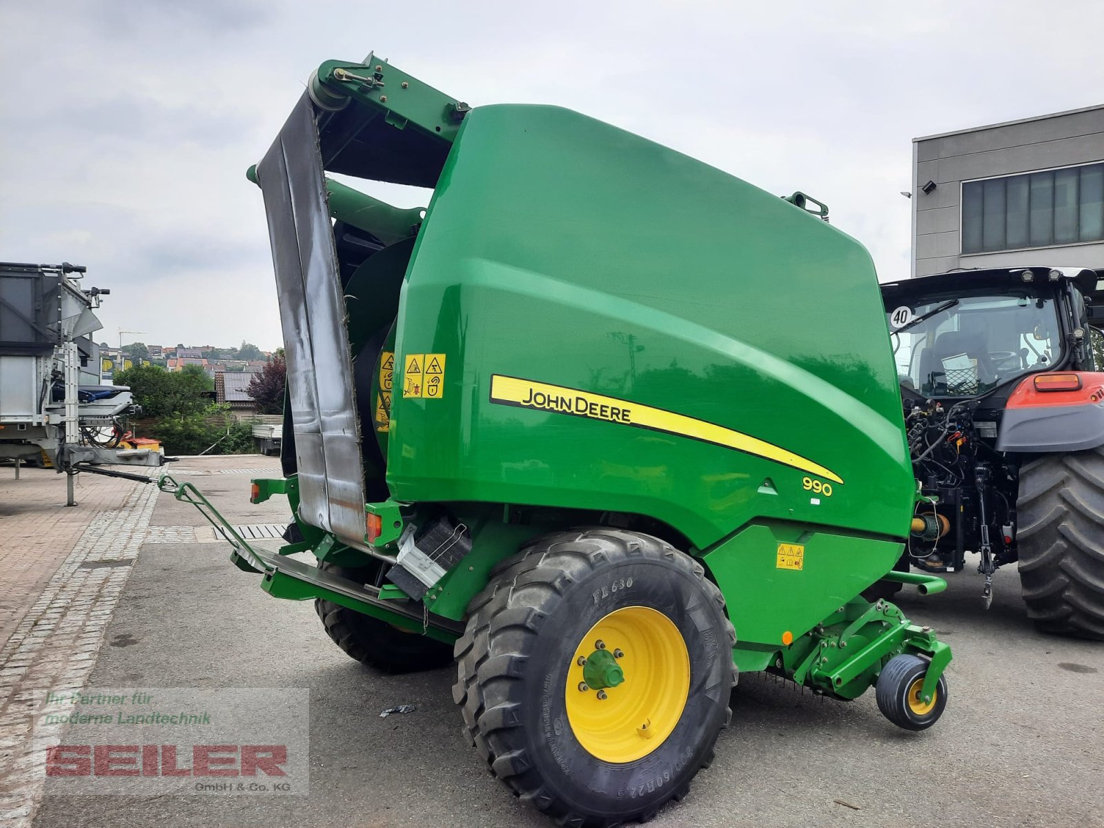 Rundballenpresse tip John Deere 990, Gebrauchtmaschine in Ansbach (Poză 3)