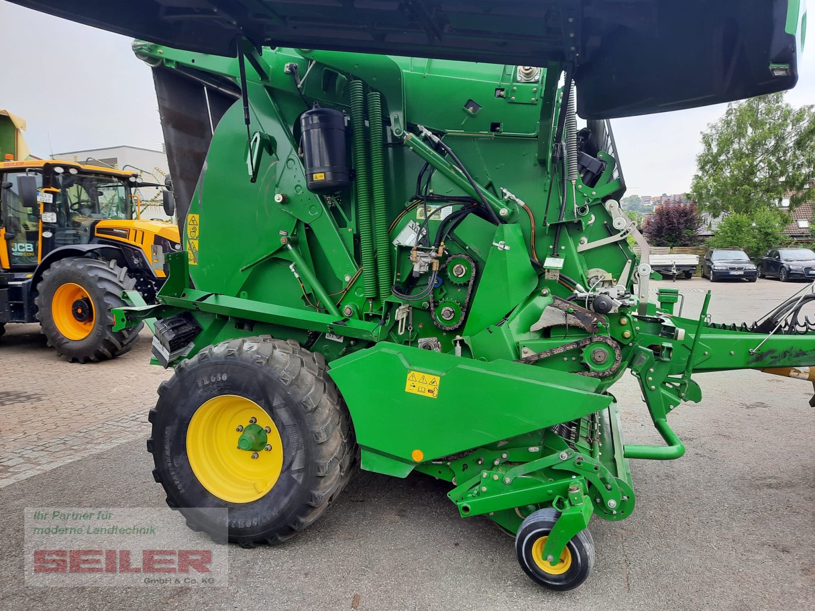 Rundballenpresse des Typs John Deere 990, Gebrauchtmaschine in Ansbach (Bild 7)