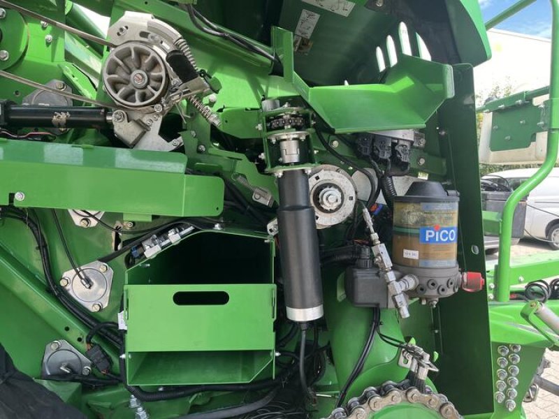 Rundballenpresse des Typs John Deere C441R, Gebrauchtmaschine in Kürten-Neuensaal (Bild 12)