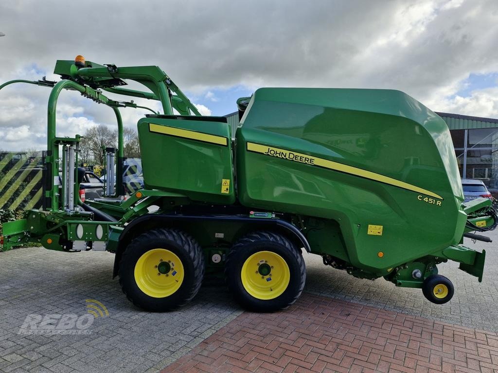 Rundballenpresse des Typs John Deere C451R, Neumaschine in Visbek/Rechterfeld (Bild 7)