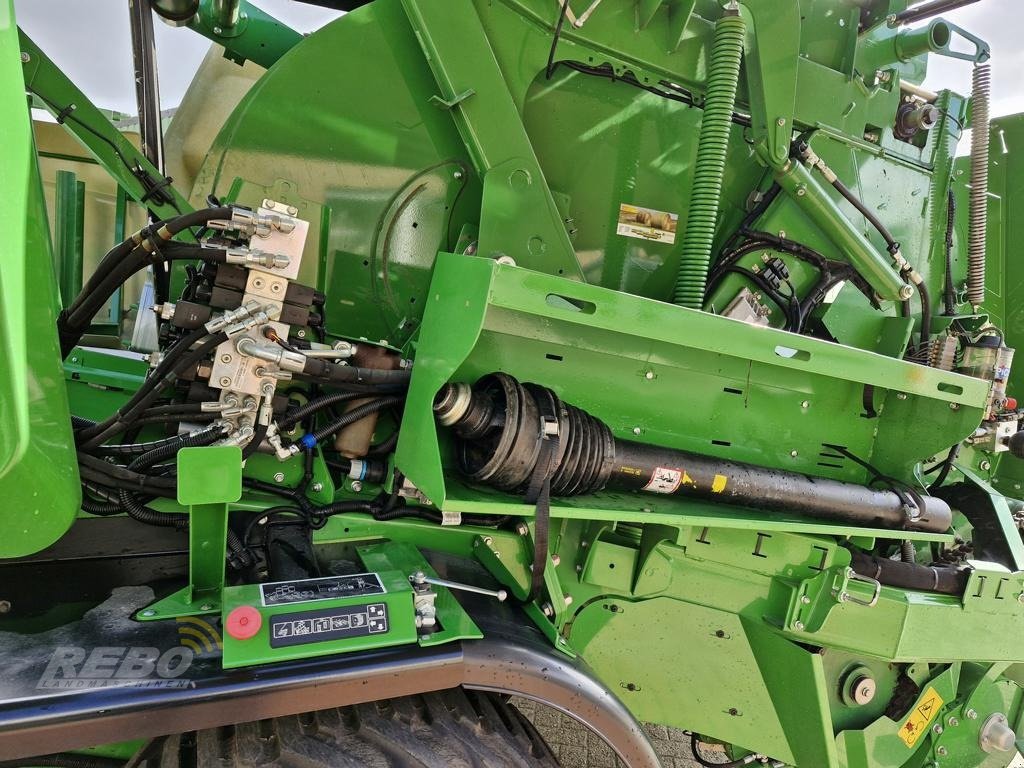 Rundballenpresse van het type John Deere C451R, Neumaschine in Visbek/Rechterfeld (Foto 11)