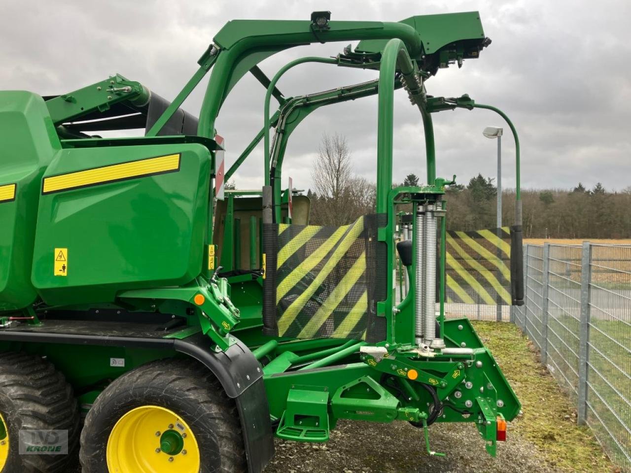 Rundballenpresse van het type John Deere C461R, Gebrauchtmaschine in Spelle (Foto 8)