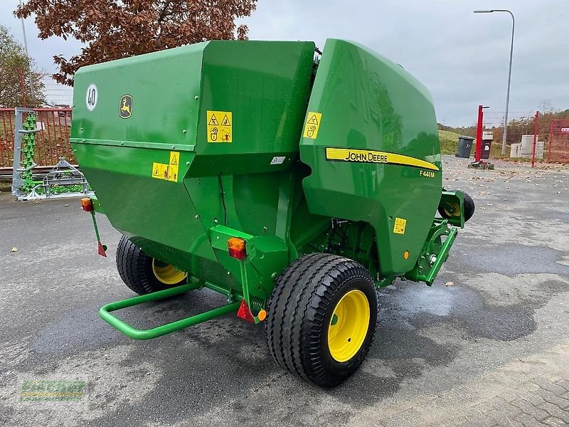 Rundballenpresse of the type John Deere F 441 M, Neumaschine in Kroppach (Picture 5)