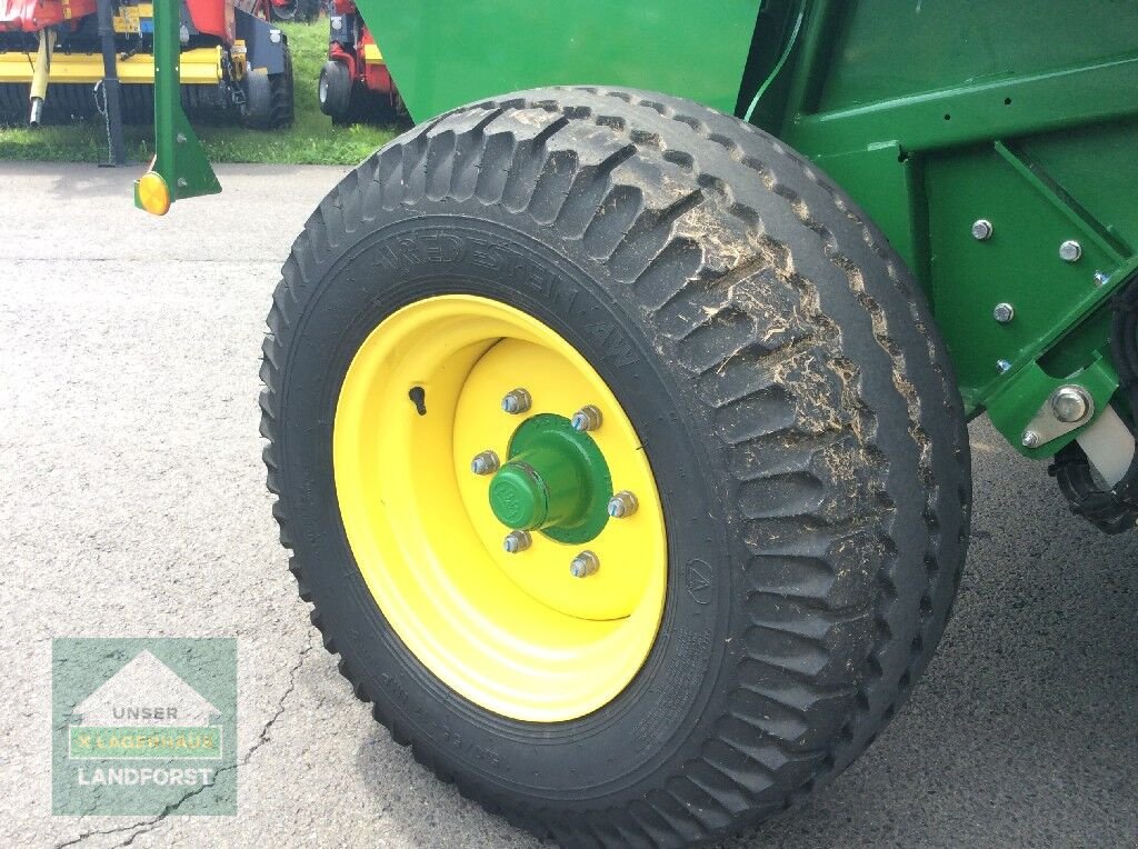 Rundballenpresse типа John Deere F 441 M, Gebrauchtmaschine в Kobenz bei Knittelfeld (Фотография 12)