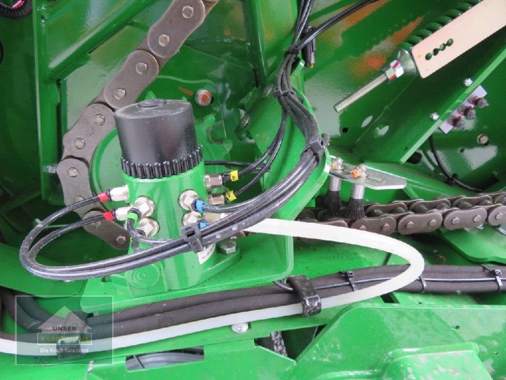 Rundballenpresse του τύπου John Deere F 441 M, Neumaschine σε Lambach (Φωτογραφία 14)