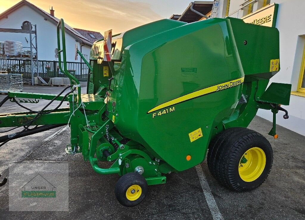 Rundballenpresse typu John Deere F441 M, Gebrauchtmaschine v St. Michael (Obrázok 2)