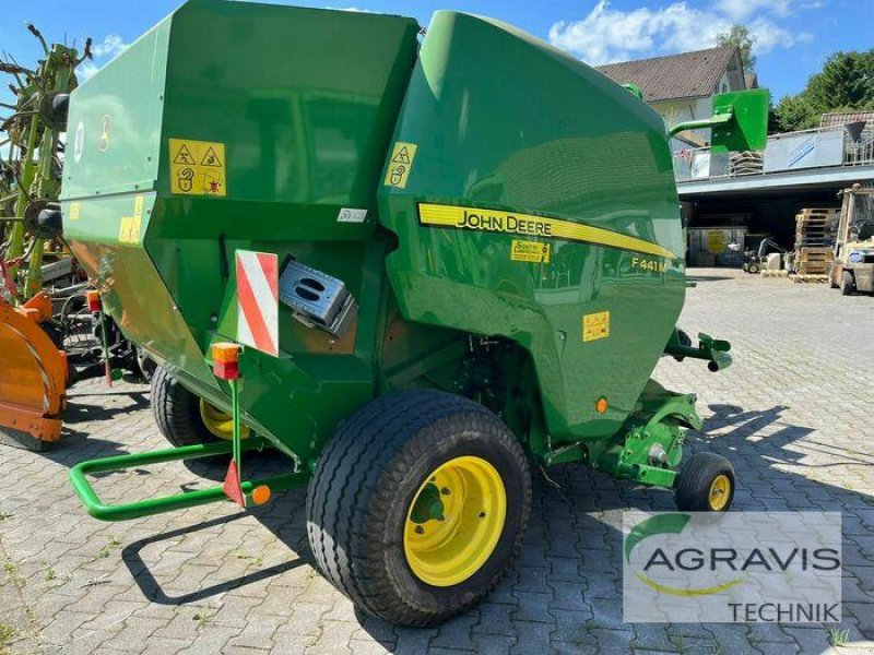 Rundballenpresse του τύπου John Deere F441M ROTOFLOW HC, Gebrauchtmaschine σε Meschede (Φωτογραφία 3)