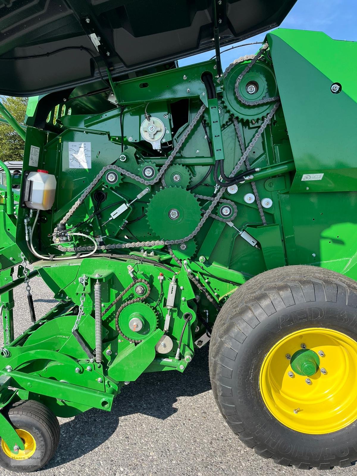 Rundballenpresse του τύπου John Deere F441M, Neumaschine σε Antdorf (Φωτογραφία 11)