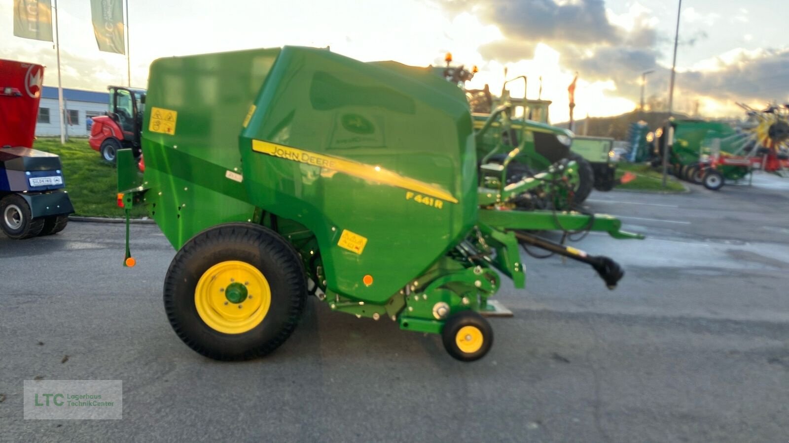 Rundballenpresse typu John Deere F441R HC 25, Vorführmaschine w Redlham (Zdjęcie 5)