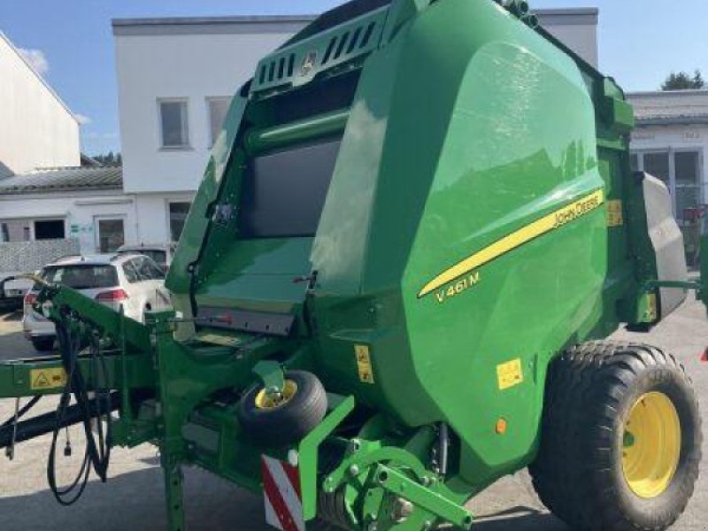 Rundballenpresse типа John Deere V 461 M, Gebrauchtmaschine в Straubing (Фотография 1)